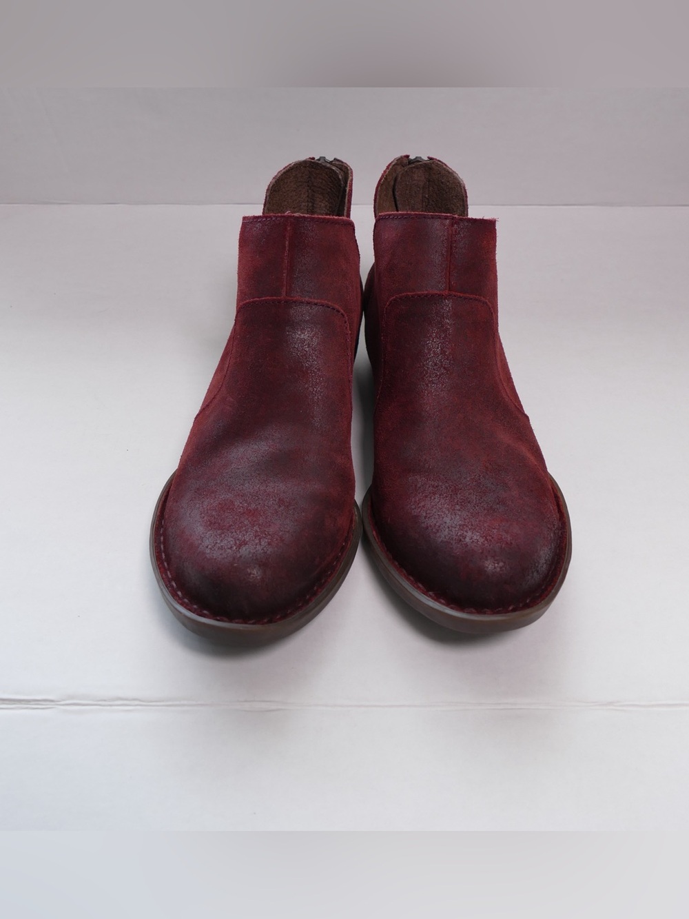 Born Kerri Leather Ankle Booties Women’s Size 7.5 Burgundy Distressed.